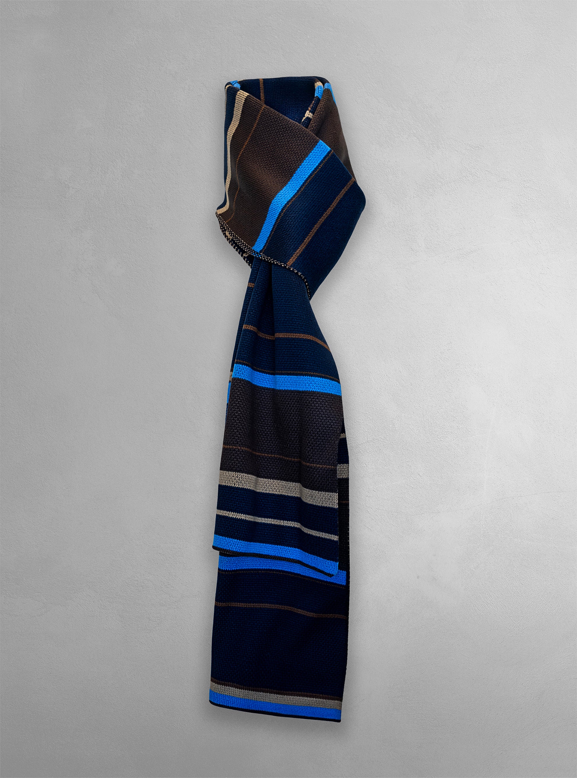 Men&#39;s scarf
