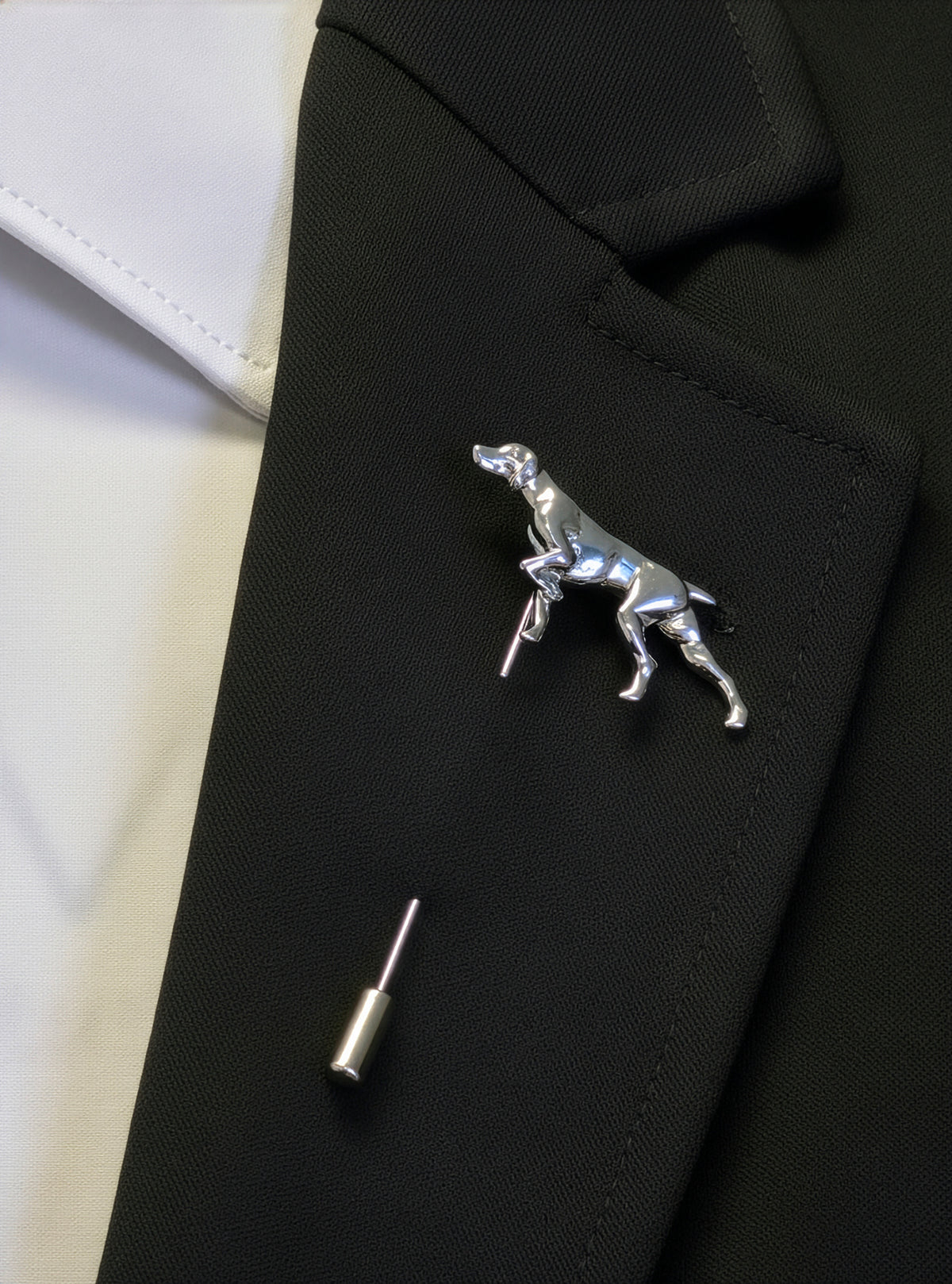 Men's lapel pin